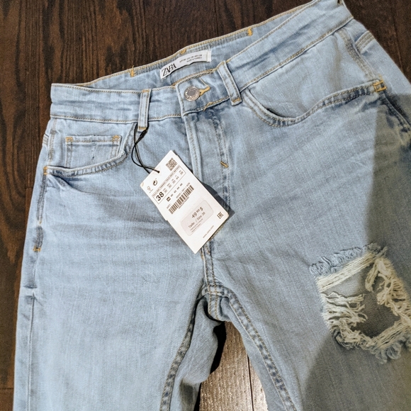 BNWT Distressed Zara Jeans - Picture 3 of 11